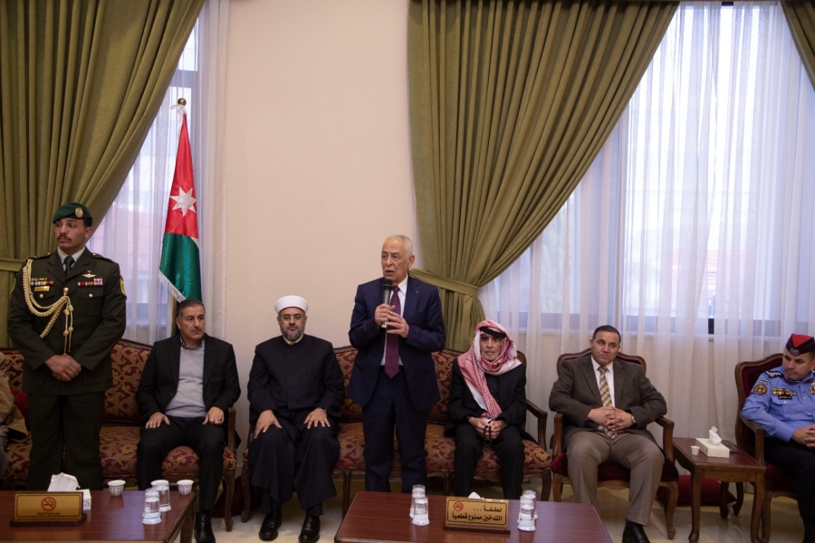 مندوبا عن الملك وولي العهد. العيسوي يعزي عشائر المجالي والزعبي والقاضي