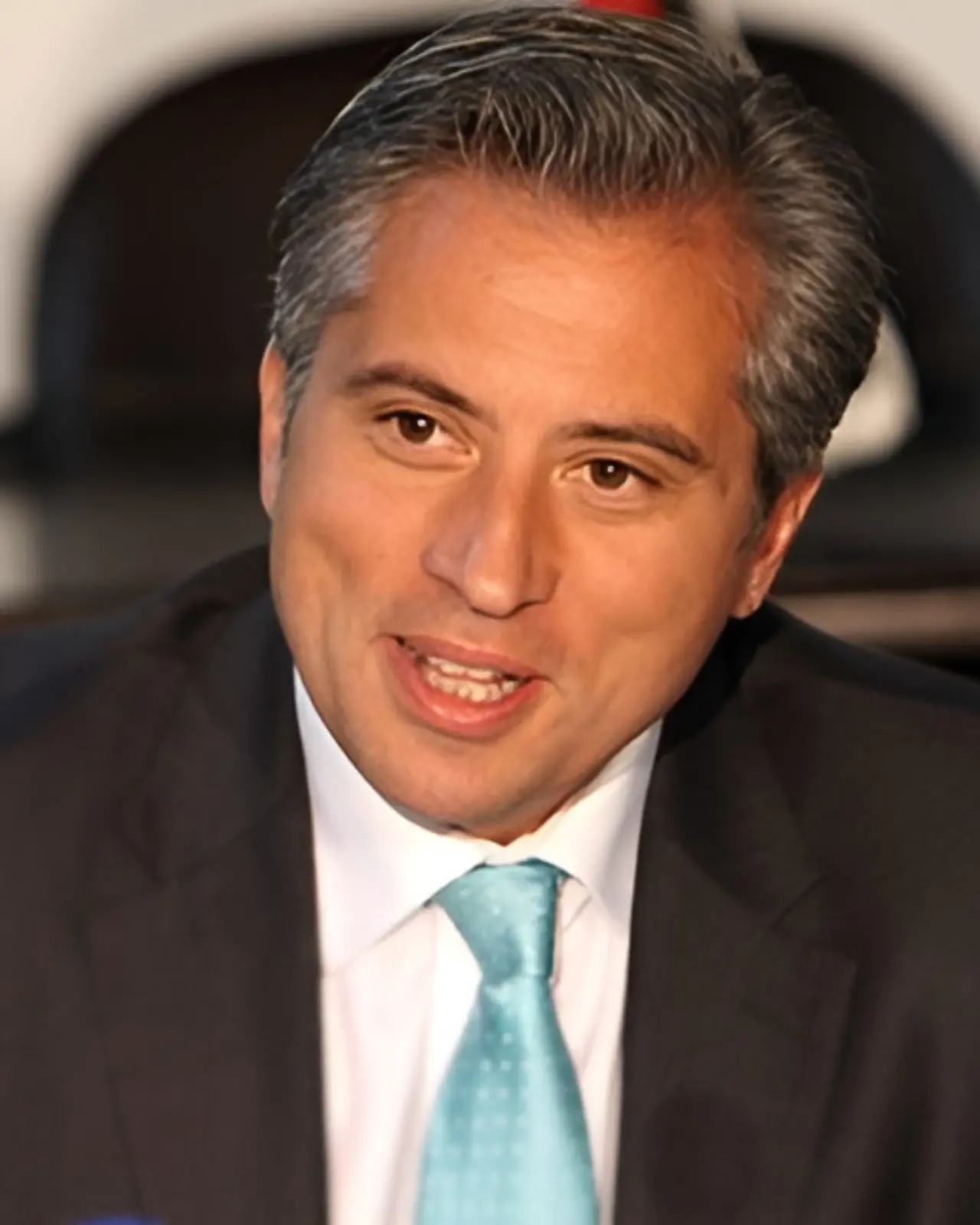 يا دولة الرئيس .. لماذا لم يقدم وزير صناعتنا استقالته الأدبية احتراماً لمشاعر الأردنيين ..؟؟