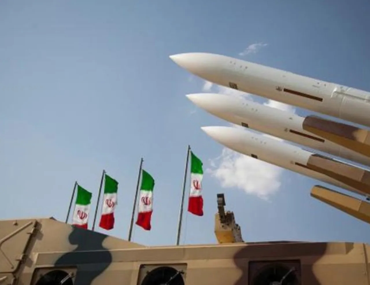 ايران: المنطقة بأسرها ستعاني نتيجة أي عدوان على إيران